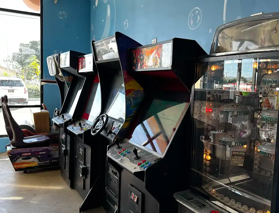 Big Bubbles Laundry Arcade Games 2